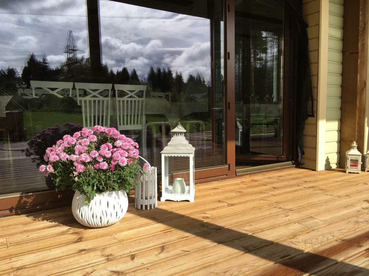 Kaeaenu Puhkemaja Villa Rakvere Exteriör bild